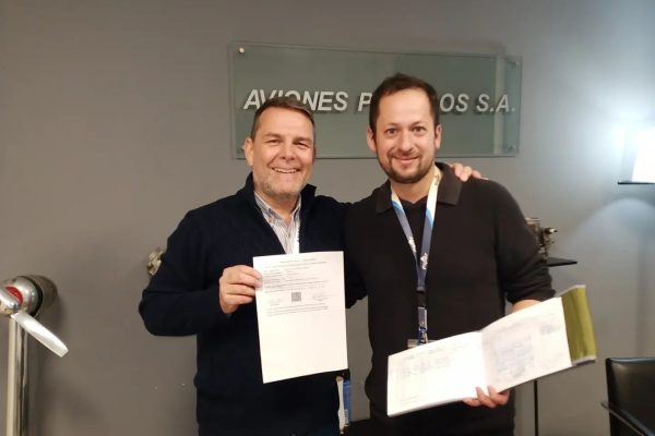 piloto comercial imagen